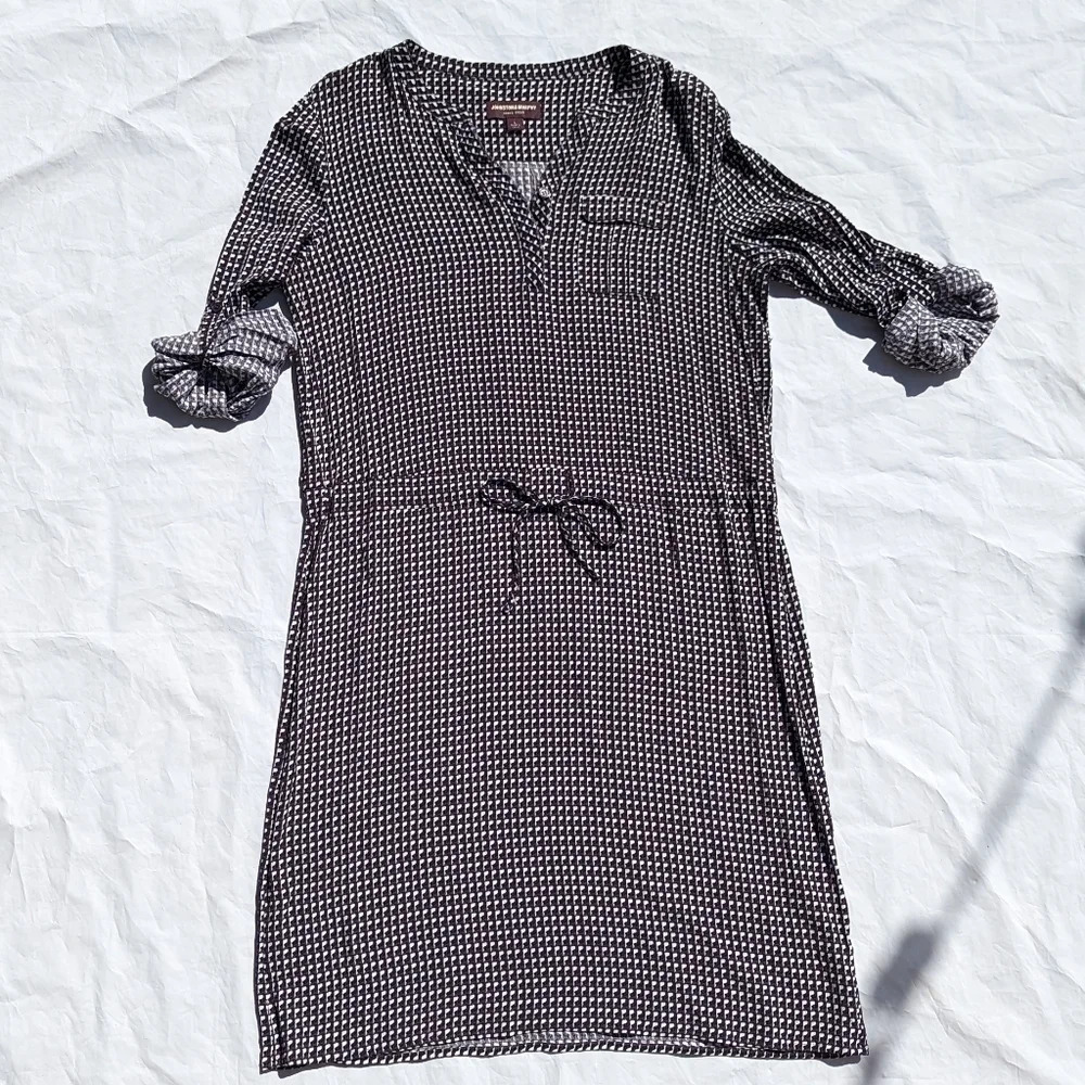 Johnston & Murphy Patterned  Dress with Tie Front - Size Large
